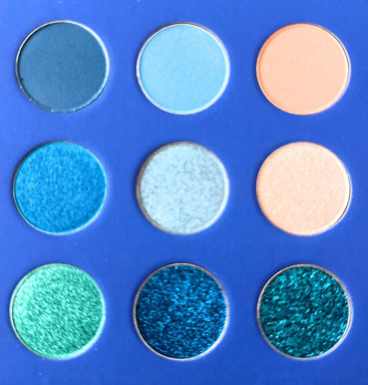 9-Count Matt & Shimmer Eye Shadow Palette (Blue Oasis)